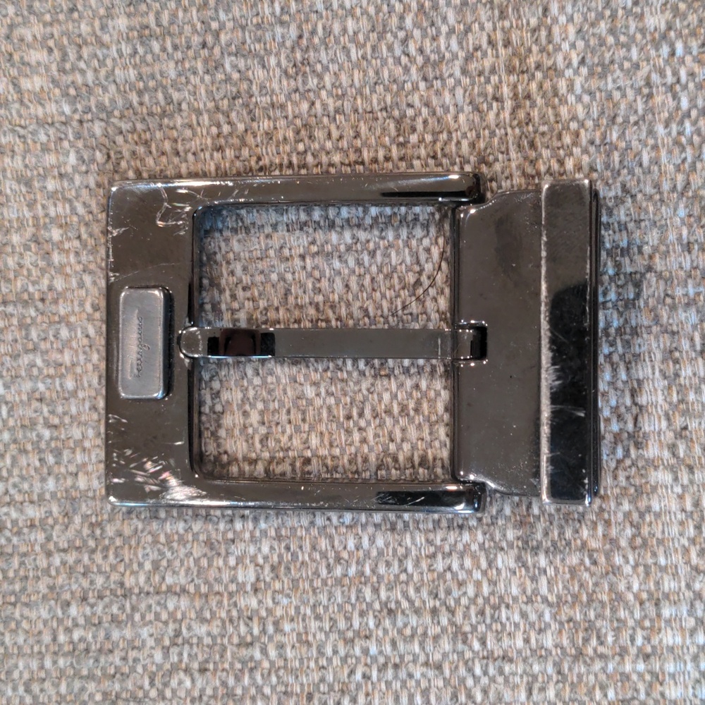 Salvatore Ferragamo belt buckle